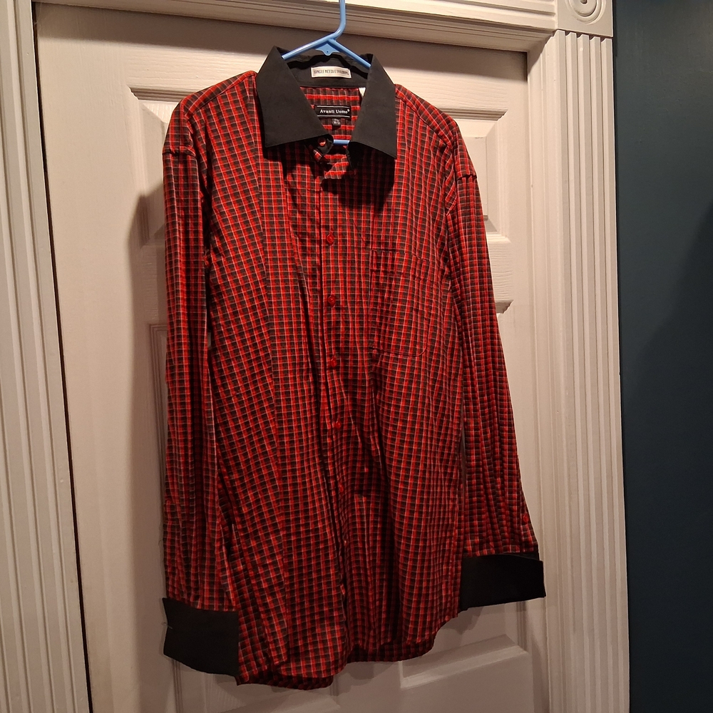 Avanti Red and Black Casual Button Down Shirt